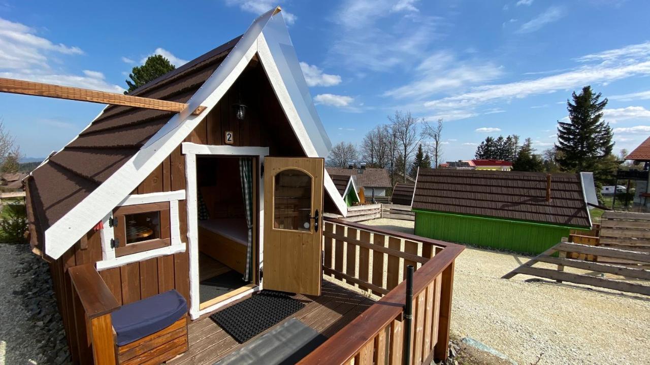 Glamping Park Hotel Moenichkirchen Exterior photo